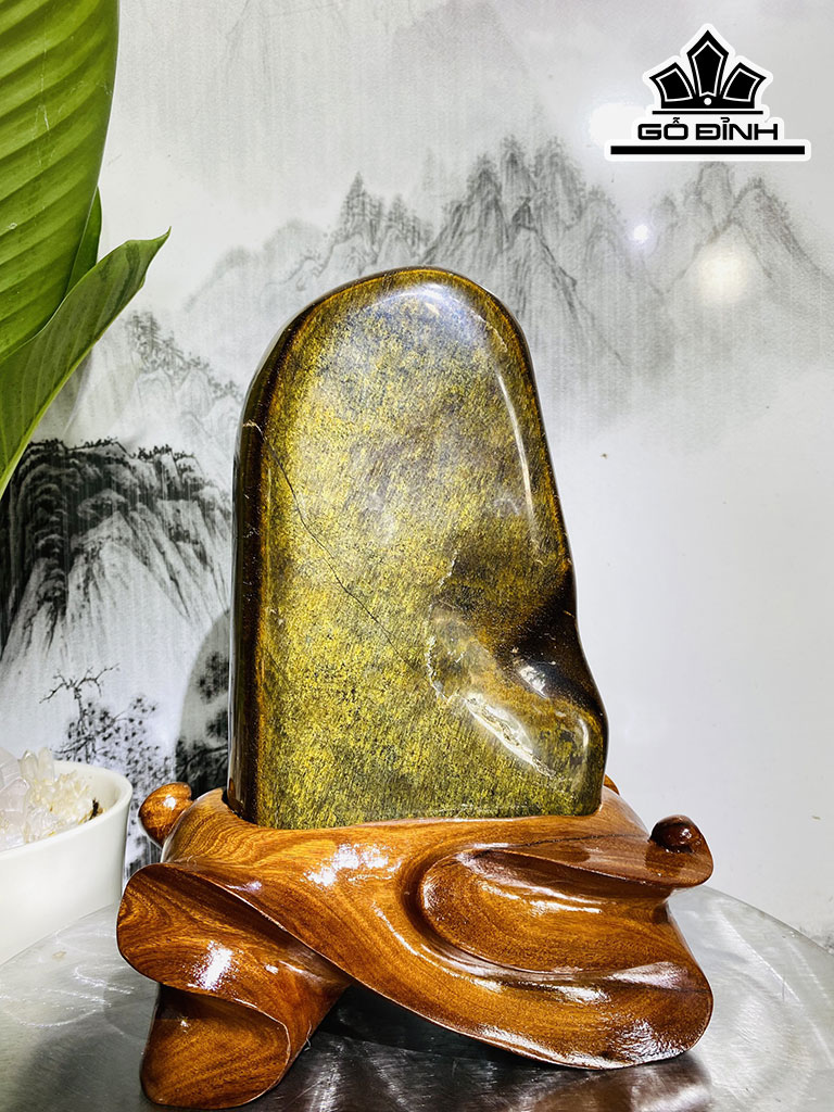 Tác Phẩm Đá Lửa Cao 28,5 Ngang 20 (cm) 5,1kg