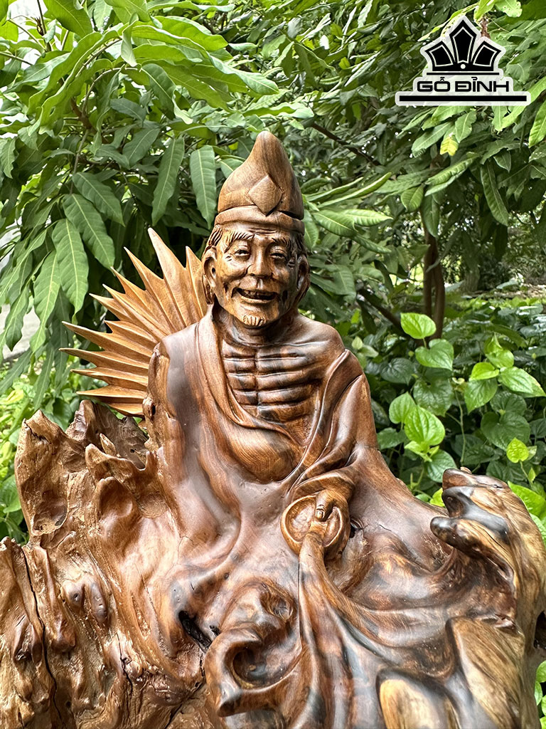 Tượng Tế Công Gỗ Nu Bách Xanh Cao 48 Ngang 22 Sâu 15 (cm)