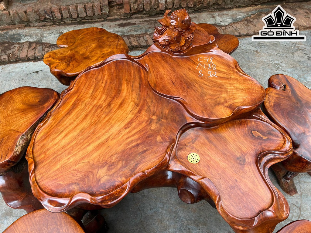 Bộ Bàn Ghế 7 Món Gỗ Hương Cao 78 Ngang 88 Sâu 92 (cm)