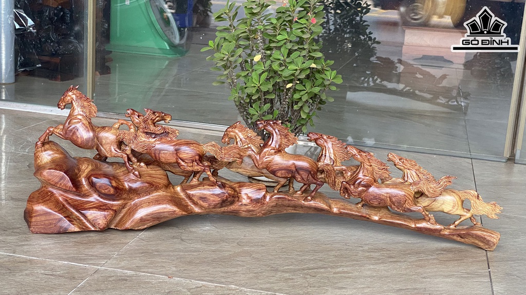 Tượng Mã Đáo Thành Công Gỗ Cẩm Ngang 84 Cao 26 Sâu 19 (cm)