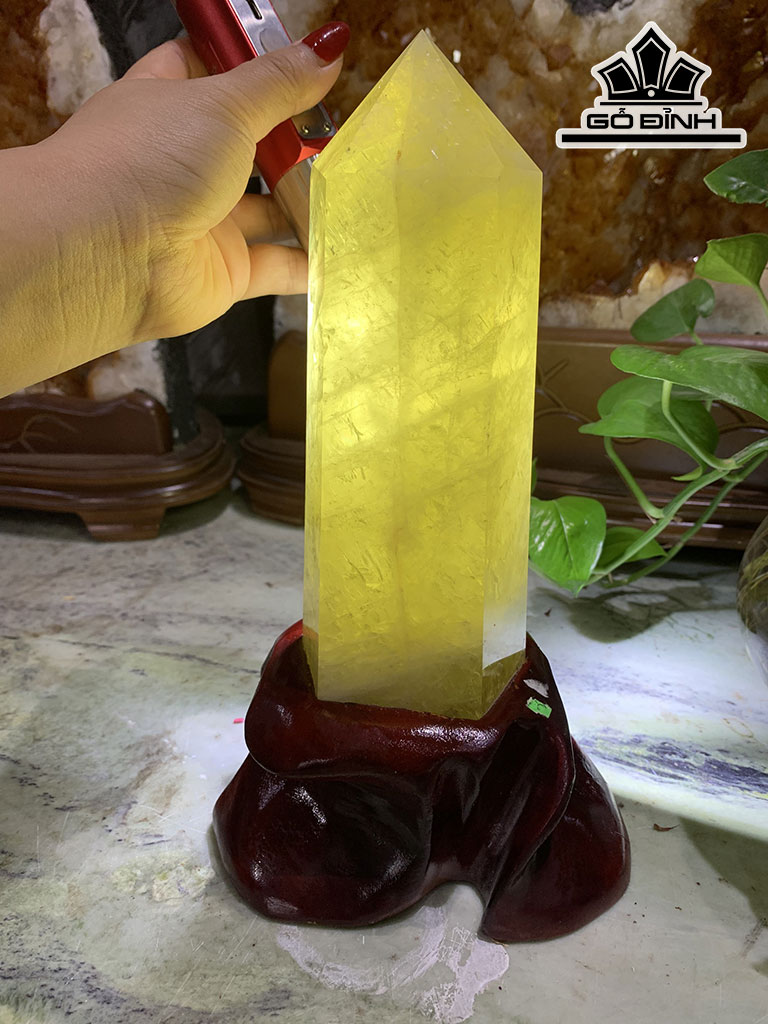 Trụ Đá Thạch Anh Vàng Cao 25,8 Ngang 14 Sâu 10,5 (cm) 1,98kg