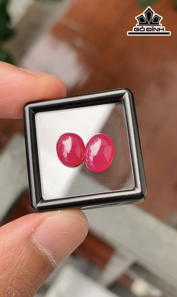 Cặp Đá Ruby Lục Yên 5,35cts