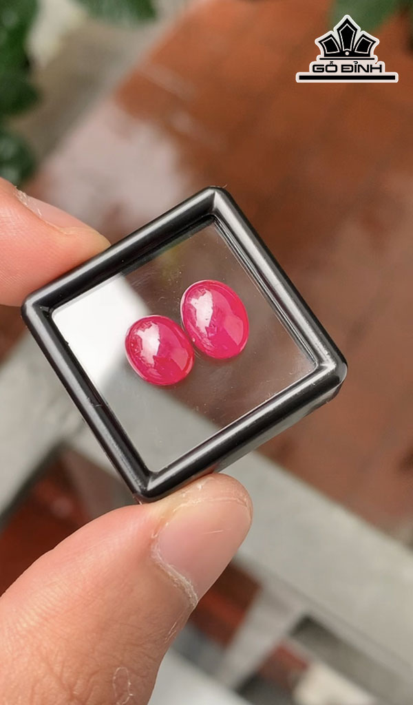 Cặp Đá Ruby Lục Yên 5,35cts