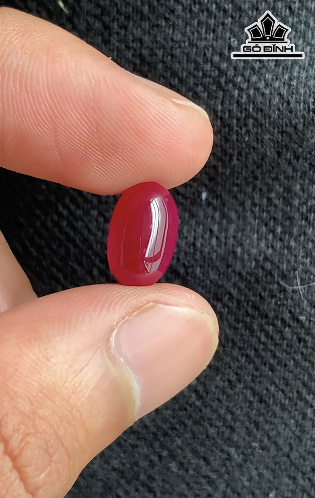 Viên Đá Ruby Lục Yên Cao 11,8 Ngang 7,5 Sâu 4,3 (mm) 4cts