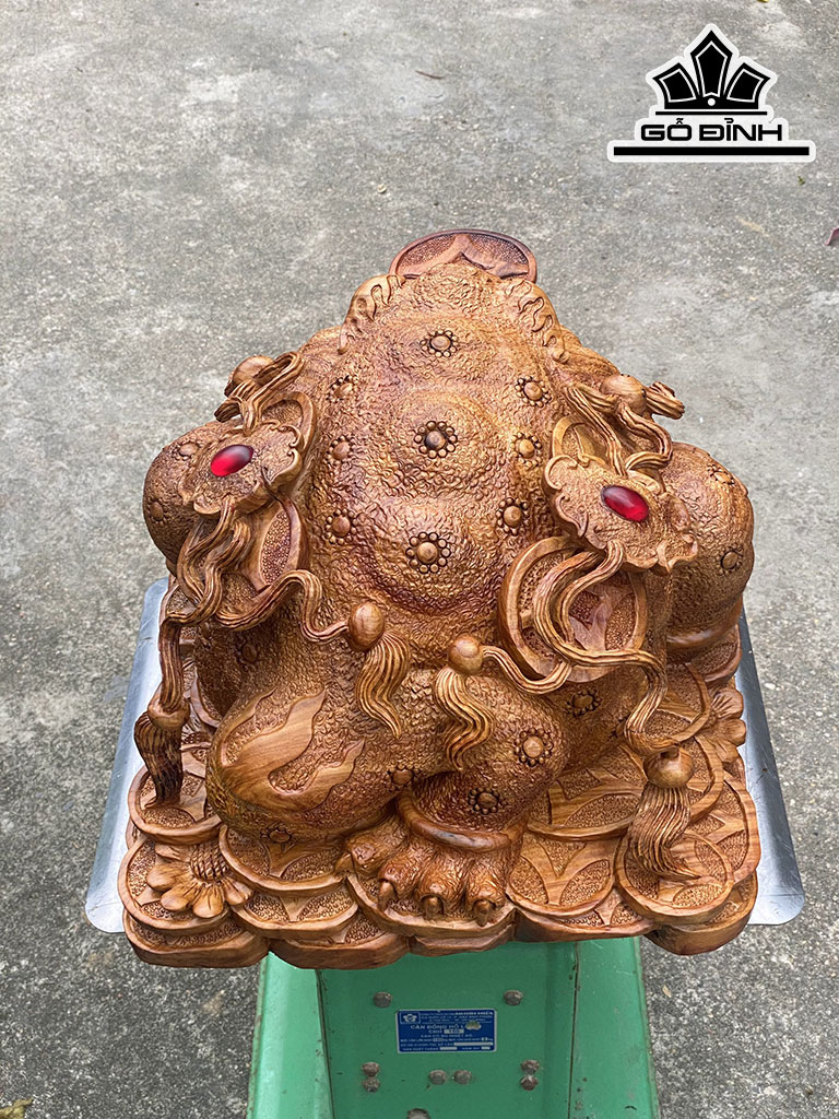 Tượng Thiềm Thừ Gỗ Hương Cao 31 Ngang 40 Sâu 35 (cm)