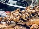 Tượng Bát Mã Truy Phong Gỗ Bách Xanh Cao