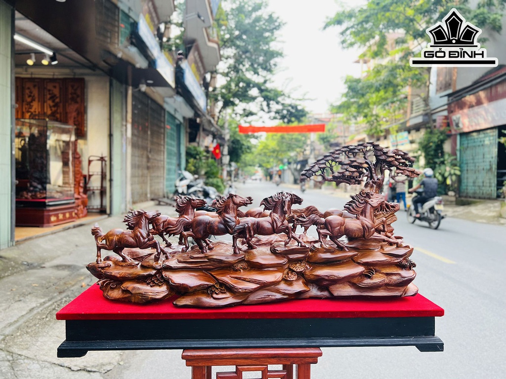 Tượng Bát Mã Truy Phong Gỗ Cẩm Cao 60 Ngang 110 Sâu 30 (cm)