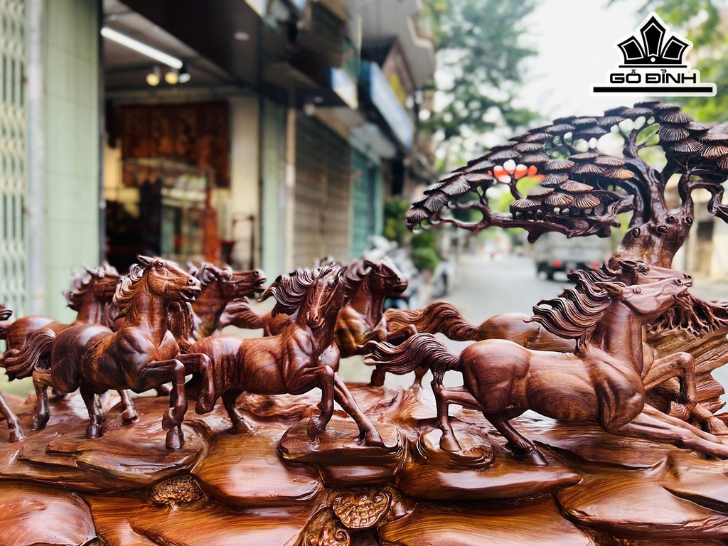 Tượng Bát Mã Truy Phong Gỗ Cẩm Cao 60 Ngang 110 Sâu 30 (cm)