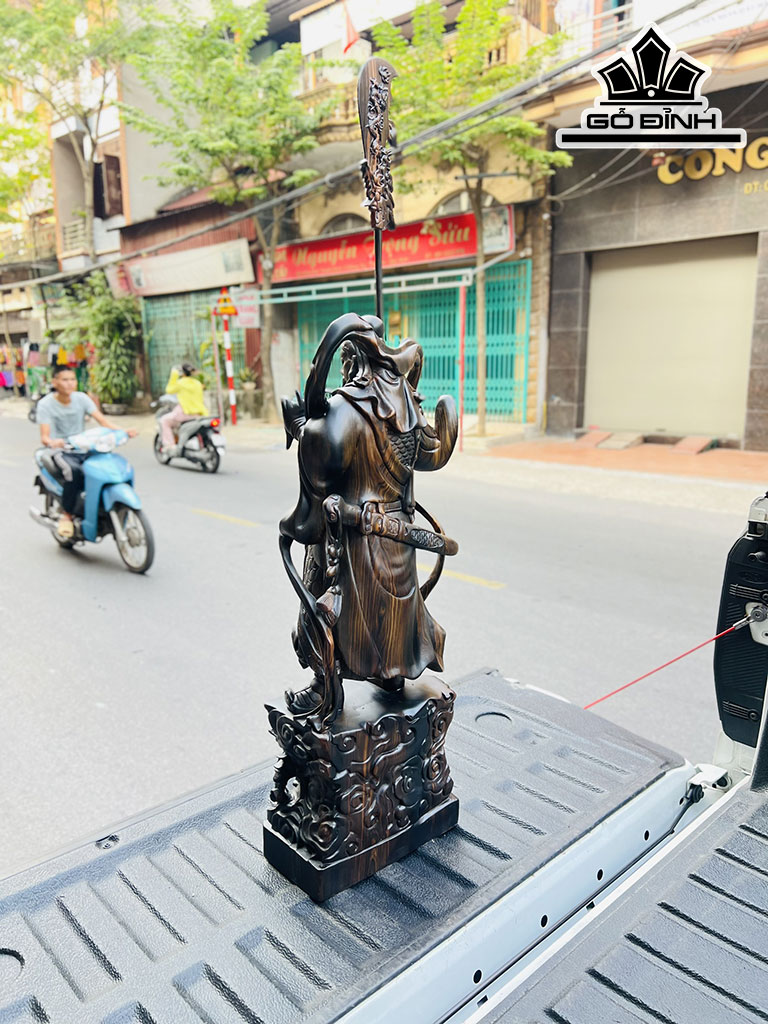 Tượng Quan Công Hổ Phù Gỗ Mun Hoa Cao 80 Ngang 28 Sâu 16 (cm)