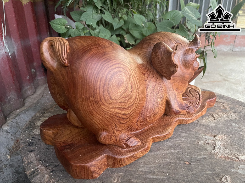 Tượng Heo Gỗ Hương Cao 17 Ngang 37 Sâu 16 (cm)