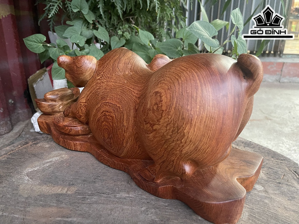 Tượng Heo Gỗ Hương Cao 17 Ngang 37 Sâu 16 (cm)