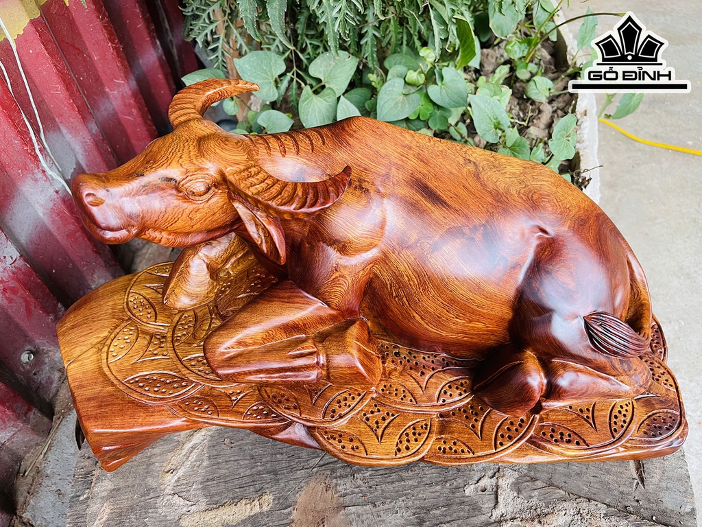 Tượng Trâu Gỗ Hương Cao 28 Ngang 15 Sâu 20 (cm)