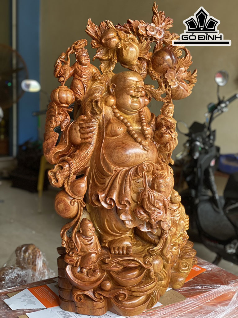 Tượng Phật Di Lặc Ngũ Phúc Vác Đào Gỗ Hương Cao 87 Ngang 54 Sâu 30 (cm)