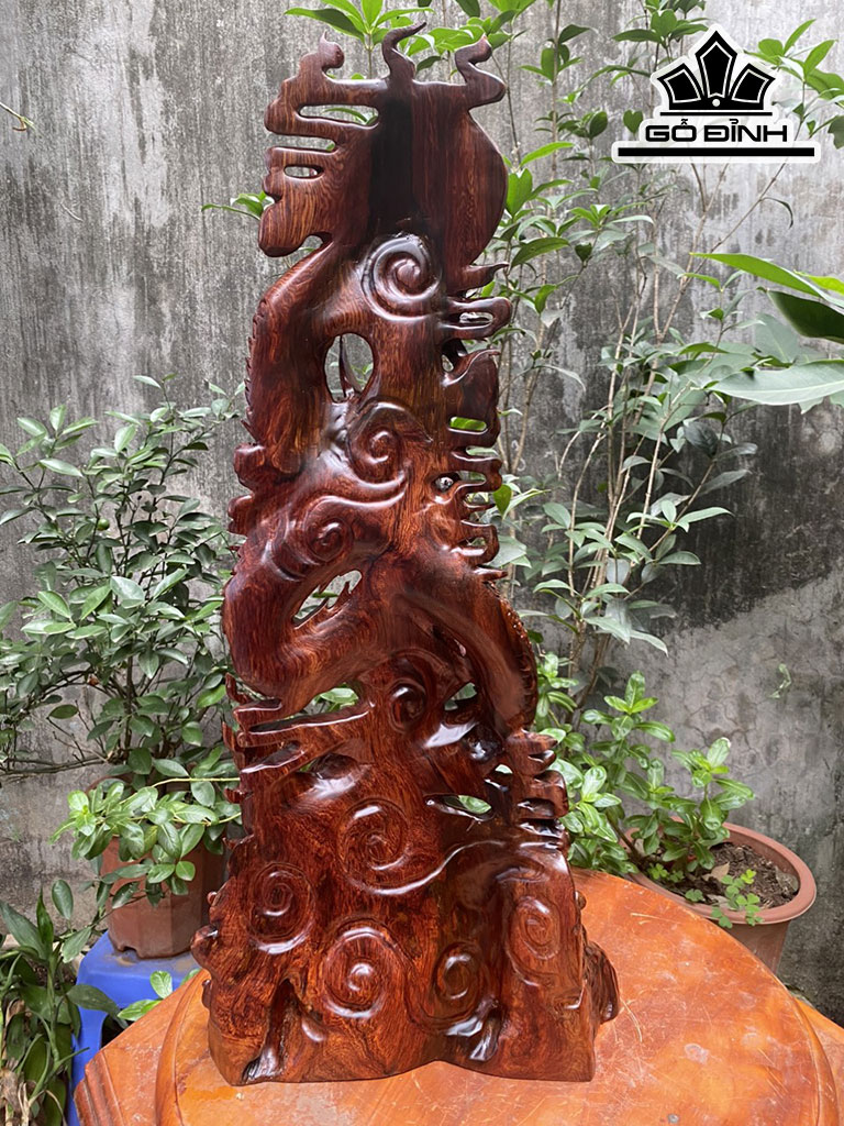 Tượng Nhất Long Đoạt Ngọc Gỗ Cẩm Cao 69 Ngang 32 Sâu 18 (cm)