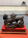 Tượng Nghê Mẫu Tử Gỗ Trắc Cao 23 Ngang 37 Sâu 17 (cm)