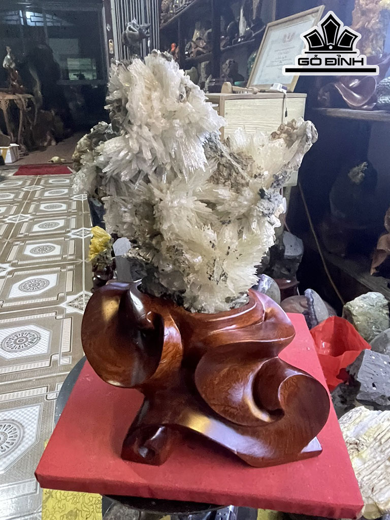 Bông Hoa Ưu Đàm Đá Trầm Tích Cao 35 (cm) 4,5kg