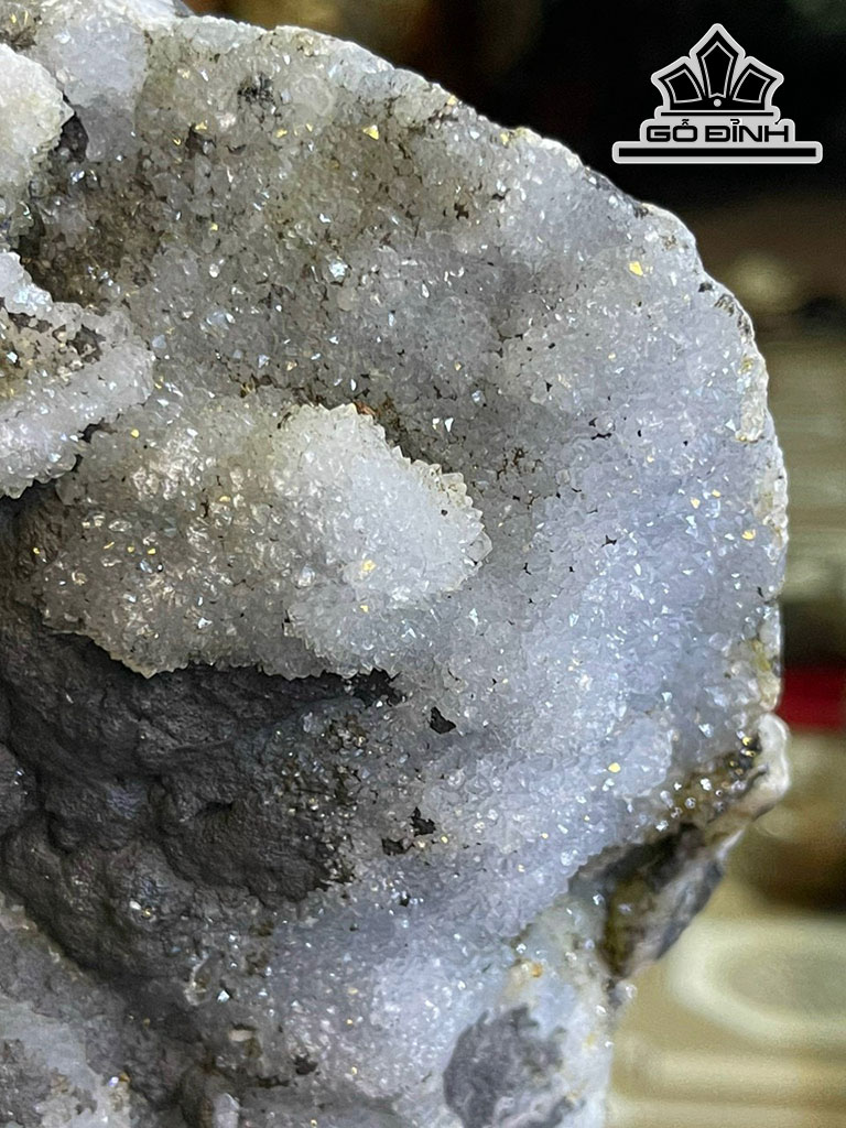 Tác Phẩm Đá Kim Sa Cao 26 (cm) 1,8kg