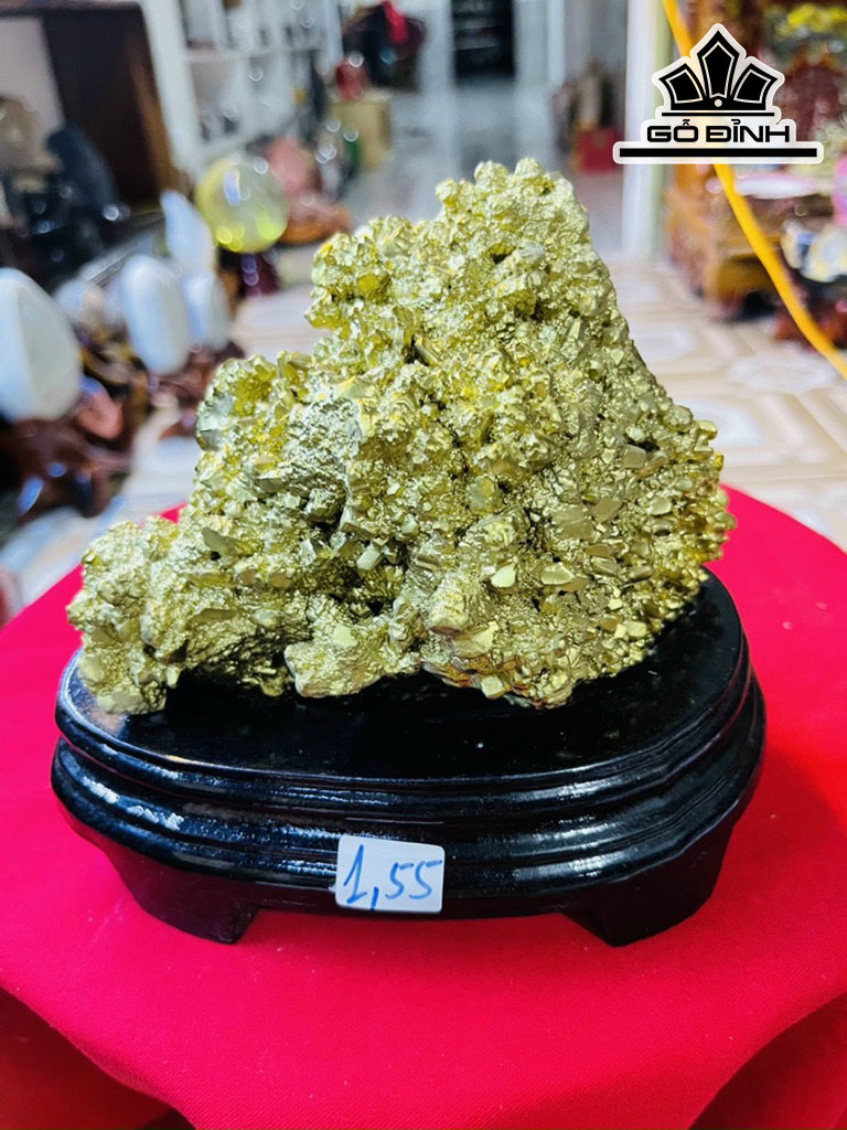 Tác Phẩm Đá Thạch Anh Vàng Cao 15 Ngang 15 (cm) 1,55kg