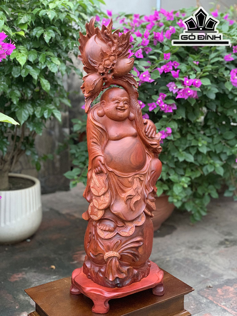 Tượng Phật Di Lặc Vác Cành Đào Gỗ Hương Cao 67 Ngang 25 Sâu 16 (cm)