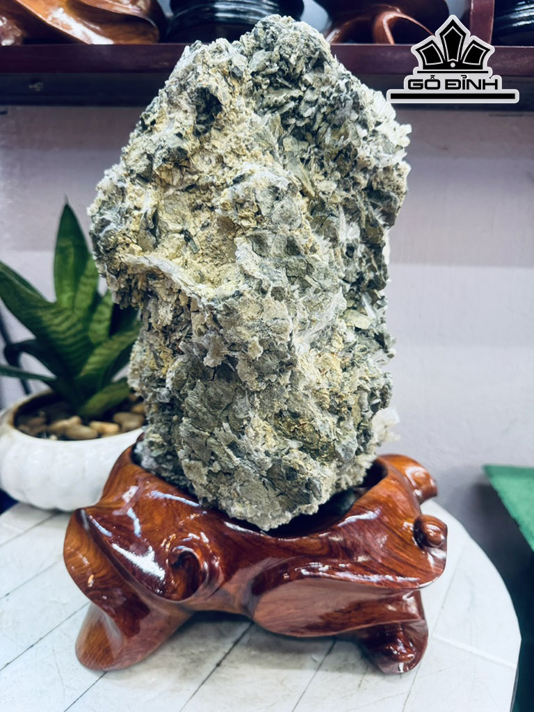 Bông Hoa Ưu Đàm Đá Trầm Tích Cao 37 Ngang 17 (cm) 6,6kg