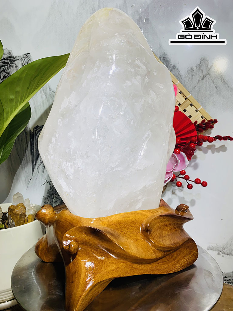 Núi Cảnh Đá Thạch Anh Trắng Cao 46 Ngang 26 (cm) 21,2kg