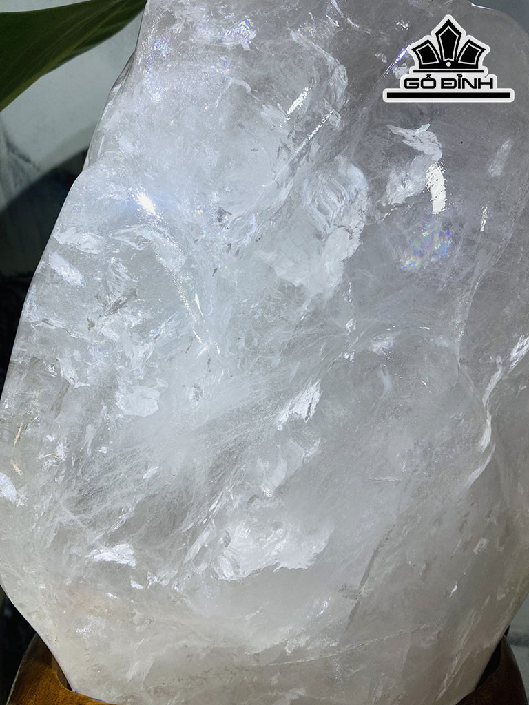 Núi Cảnh Đá Thạch Anh Trắng Cao 46 Ngang 26 (cm) 21,2kg