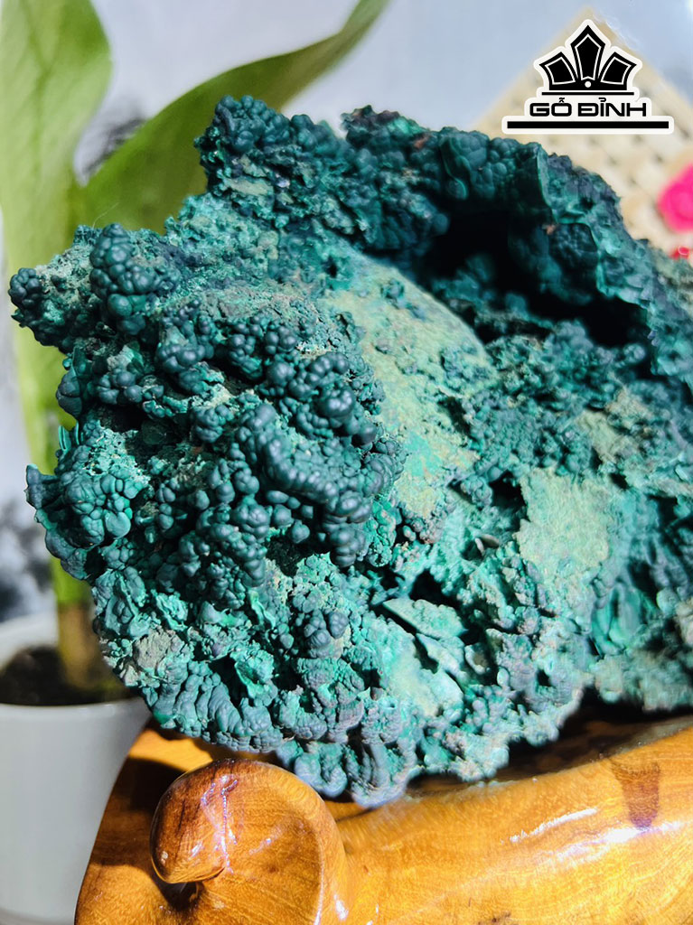 Tác Phẩm Đá Malachite Cao 31 Ngang 34 Sâu 30 (cm) 18kg