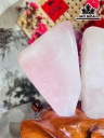 Tác Phẩm Đá Thạch Anh Hồng Cao 20 Ngang 17 (cm) 3kg