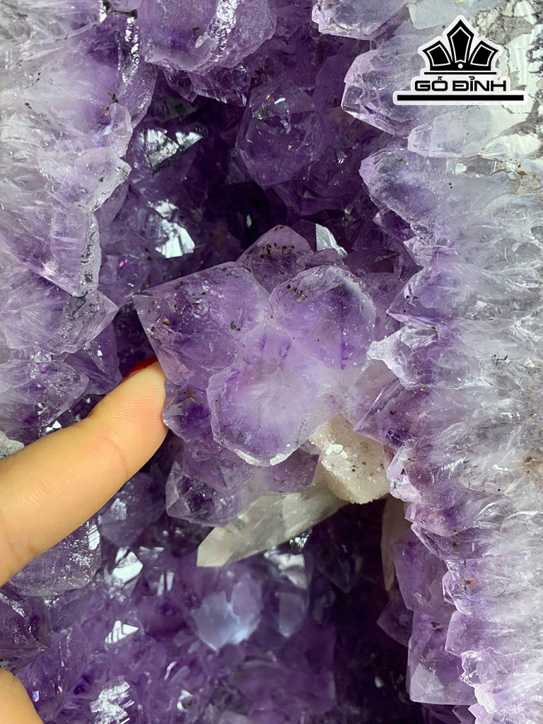 Búp Tinh Thể Đá Thạch Anh Tím Cao 36,5 Ngang 23 Sâu 15 (cm) 7,85kg