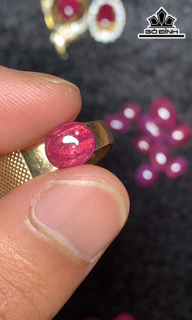 Viên Đá Lửa Lục Yên 2,1cts