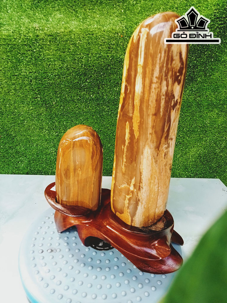 Tác Phẩm Cặp Gỗ Hóa Thạch Cao 31 Ngang 16 (cm) 3,4kg