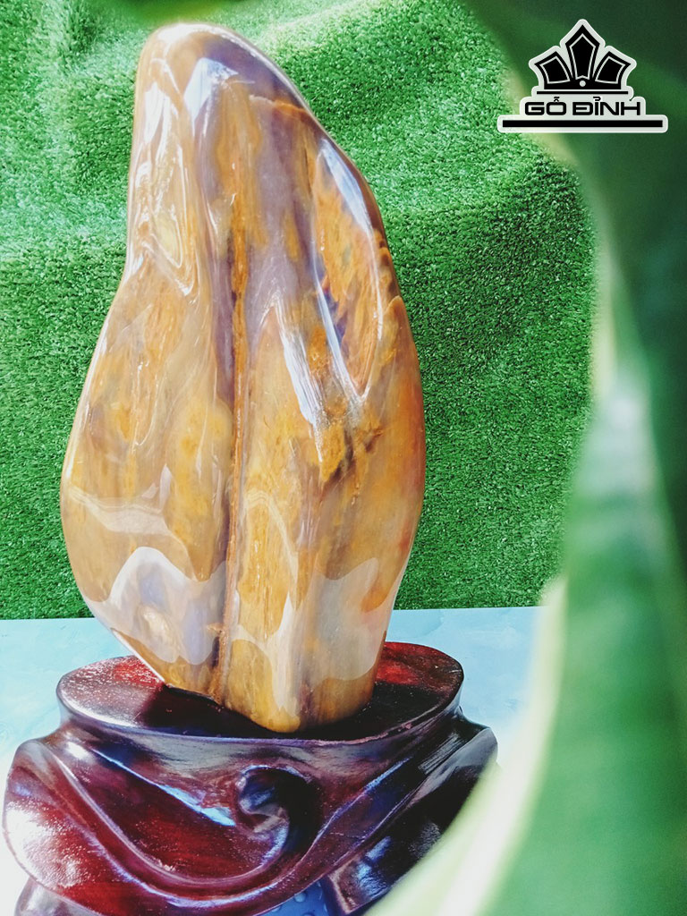 Tác Phẩm Gỗ Hóa Ngọc Cao 38 Ngang 16 (cm) 4,6kg