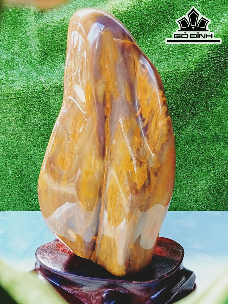 Tác Phẩm Gỗ Hóa Ngọc Cao 38 Ngang 16 (cm) 4,6kg