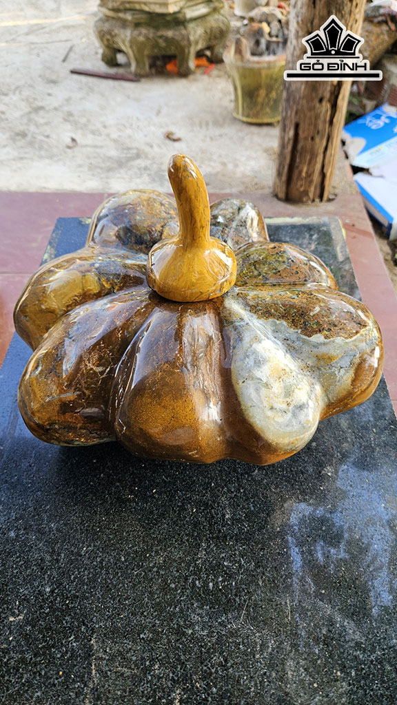 Tác Phẩm Trái Bí Đá Canxedon Ngang 34 (cm) 16,5kg