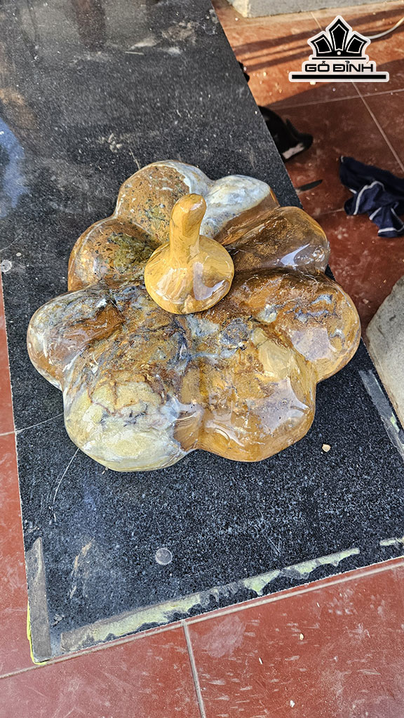 Tác Phẩm Trái Bí Đá Canxedon Ngang 34 (cm) 16,5kg