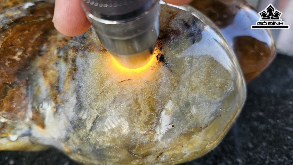 Tác Phẩm Trái Bí Đá Canxedon Ngang 34 (cm) 16,5kg