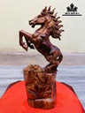 tuong-ngua-phong-thuy-nhat-ma-phi-thien-go-cam-cao-43-ngang-20-sau-11-cm-419384