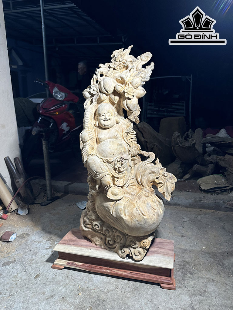 tuong-di-lac-vac-canh-dao-cao-81-ngang-45-sau-28-cm-419446