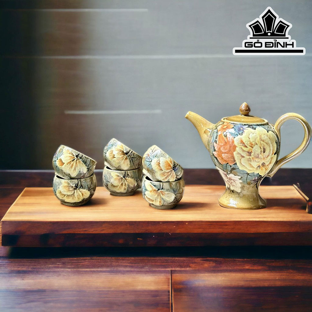 Bộ Trà Hình Hoa Hồng Vẽ Tay Gốm Bát Tràng