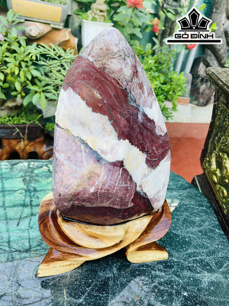 Tác Phẩm Đá Serpentine Cao 37 (cm) 12kg