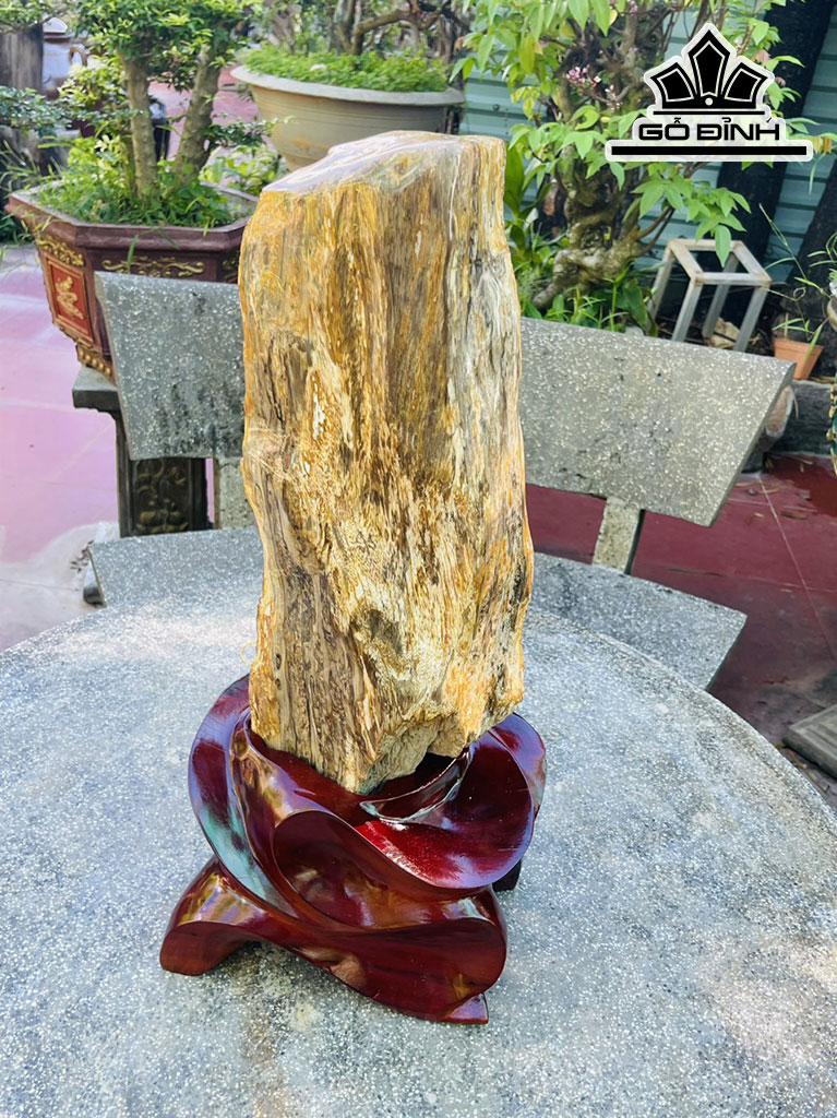 Tác Phẩm Gỗ Hóa Thạch Cao 58 (cm) 19kg