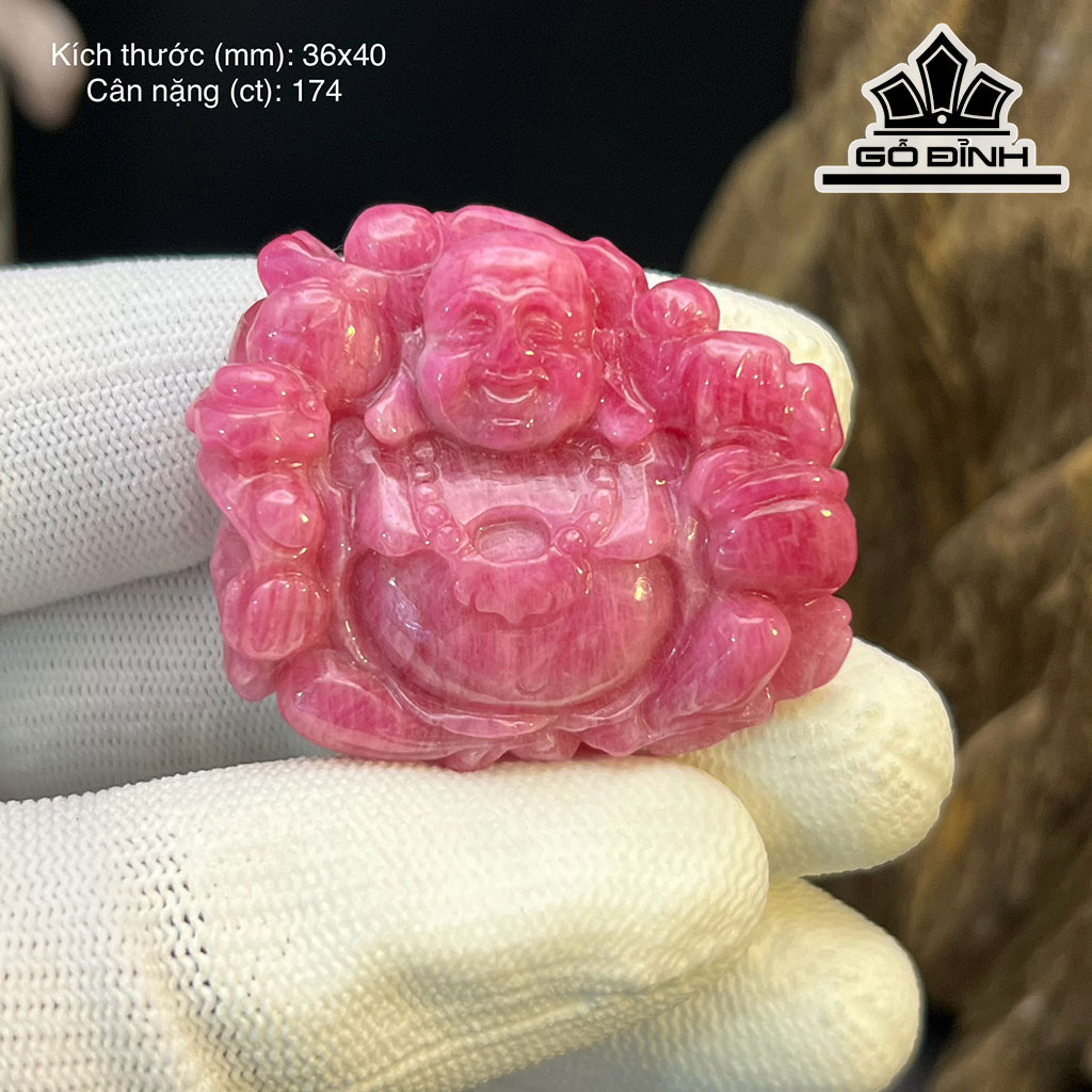 Mặt Dây Chuyền Di Lặc Đá Ruby Cao 36 Ngang 40 (mm) 174cts