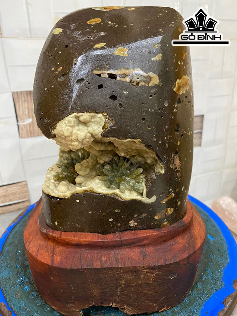 Bông Hoa Ưu Đàm Đá Trầm Tích Cao 23 (cm) 6,6kg