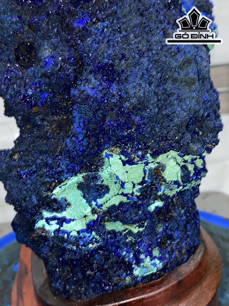 Tác Phẩm Đá Azurite Cao 26 (cm) 4,5kg