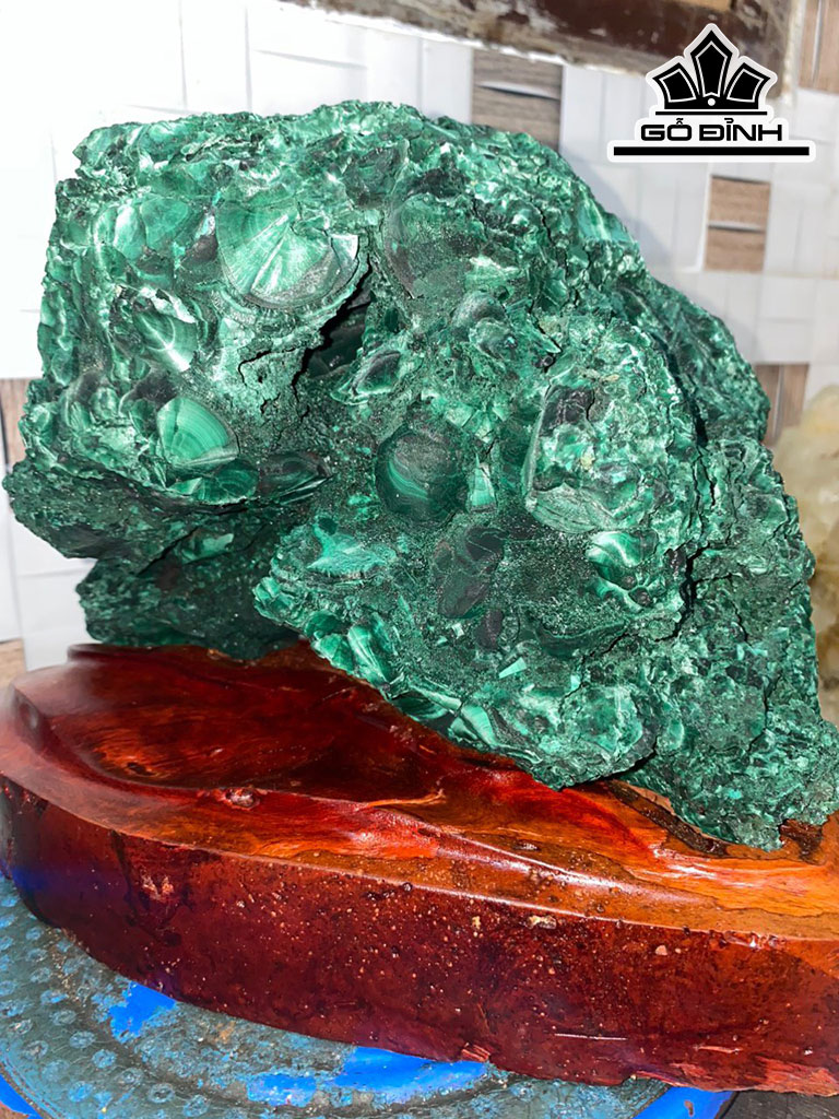 Tác Phẩm Đá Malachite Cao 24 Ngang 28 Sâu 20 (cm) 15kg