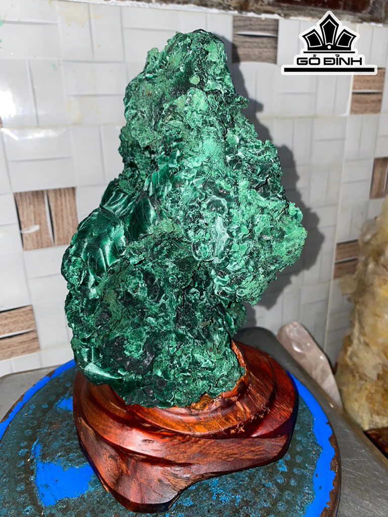 Tác Phẩm Đá Malachite Cao 29 (cm) 5,8kg
