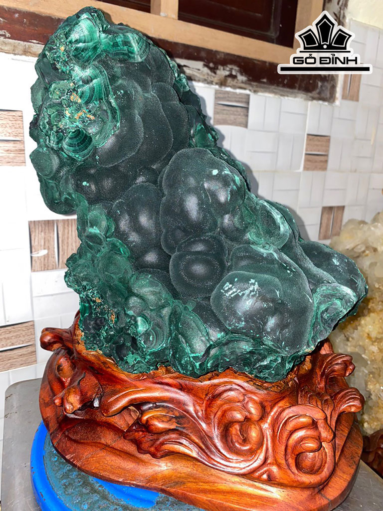 Tác Phẩm Đá Malachite Cao 38 (cm) 25kg