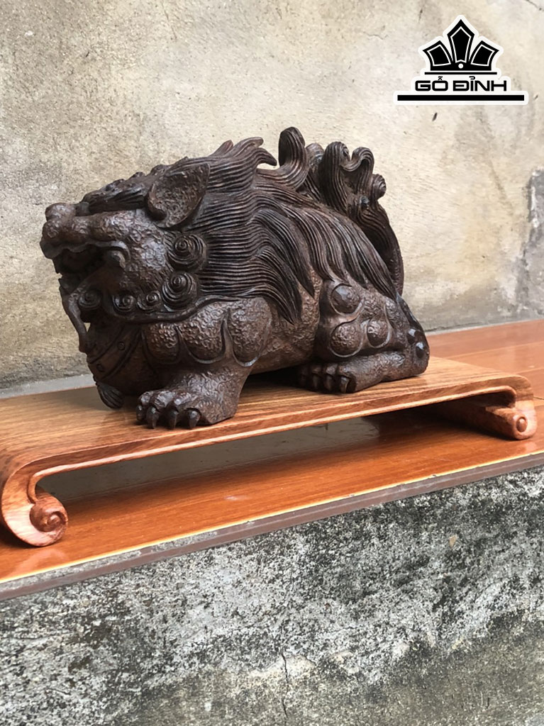 Tượng Nghê Gỗ Trắc Cao 15 Ngang 27 Sâu 12 (cm)