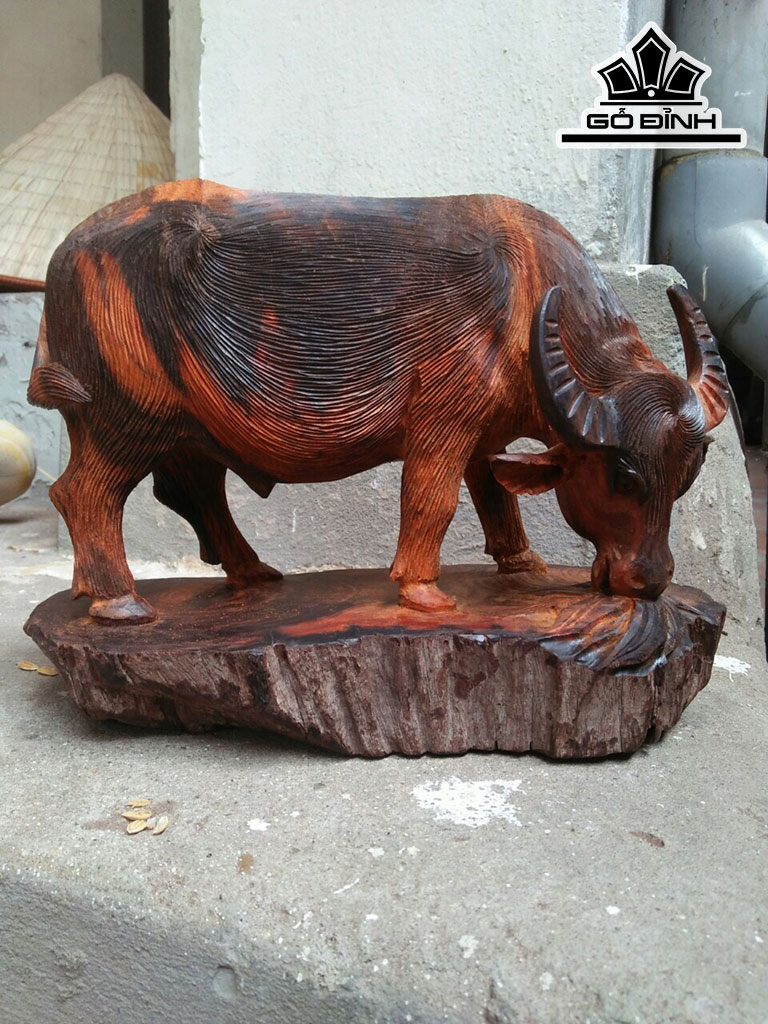 Tượng Trâu Gỗ Trắc Cao 17 Ngang 23 Sâu 10 (cm)