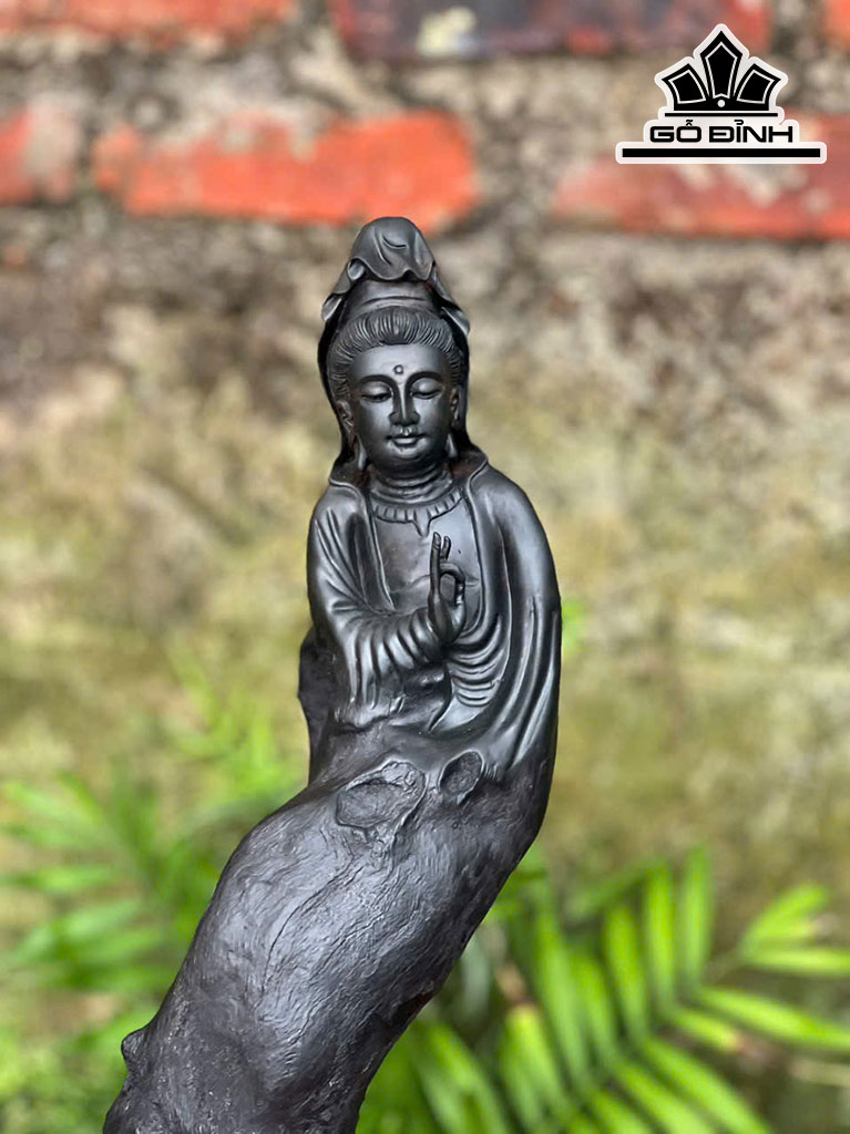 Tượng Phật Bà Quan Âm Gỗ Mun Sừng Cao 52 Ngang 25 Sâu 20 (cm)